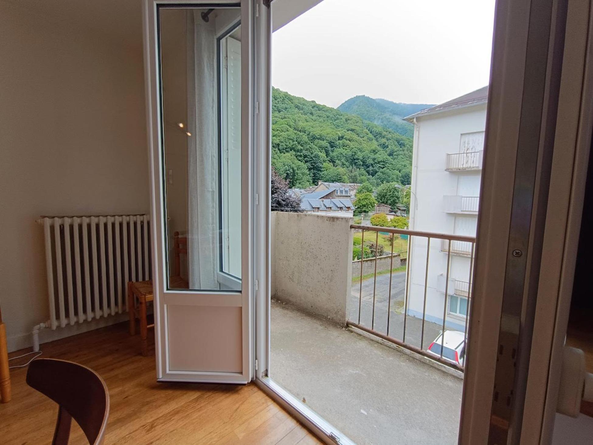 L'Appart Du Maupas, T3, Wifi, Parking Bagneres-de-Luchon Bagian luar foto