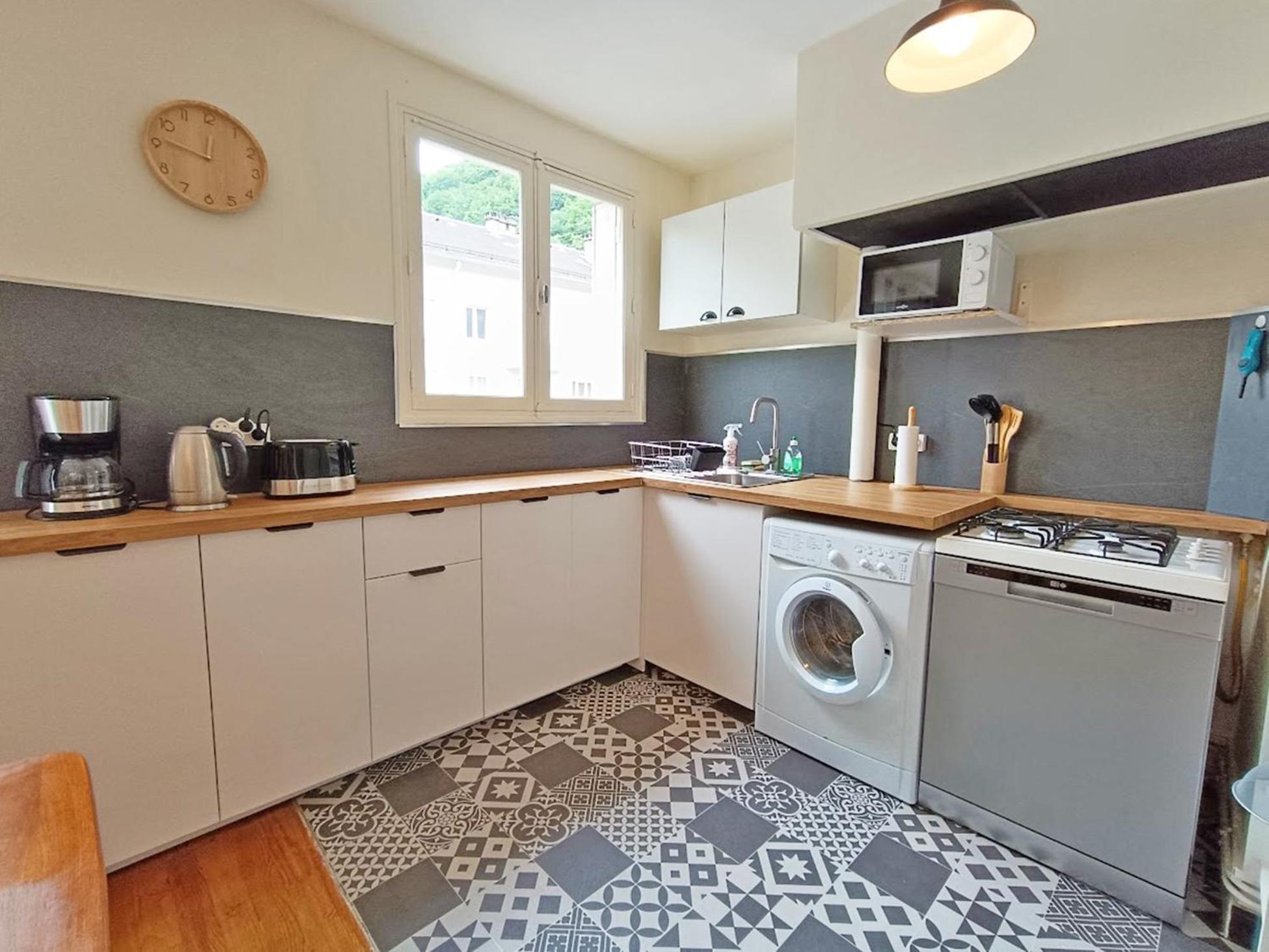 L'Appart Du Maupas, T3, Wifi, Parking Bagneres-de-Luchon Bagian luar foto